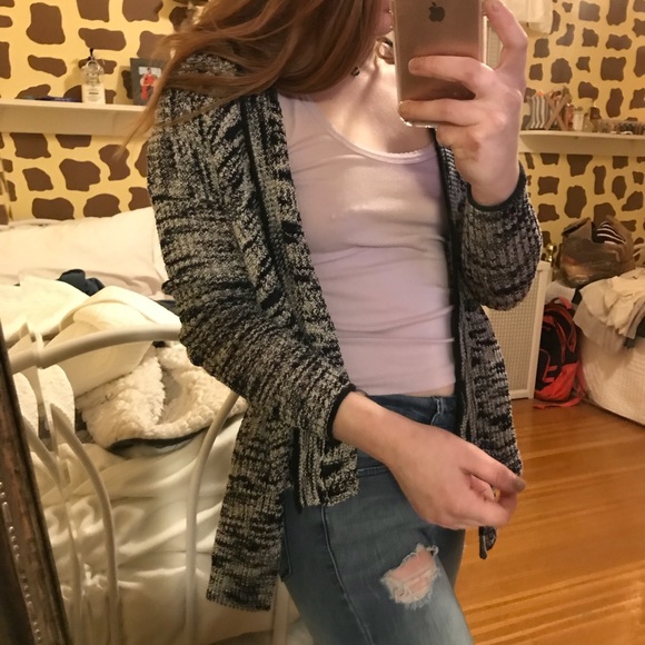 blue/white cardigan - Picture 3 of 6